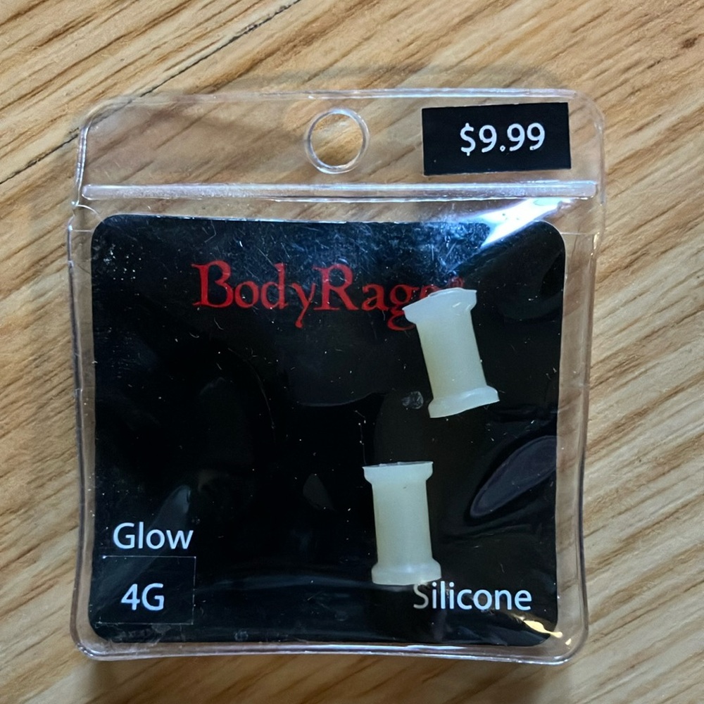 Hot Topic Cream Earrings Jewelry